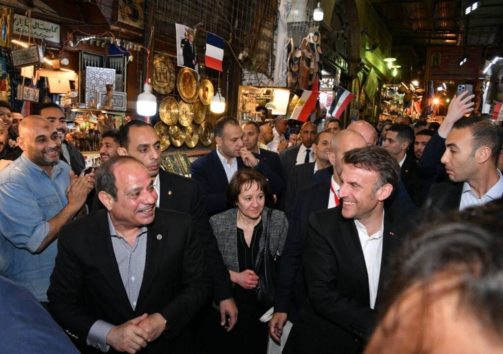 الرئيس السيسي ونظيره إيمانويل ماكرون