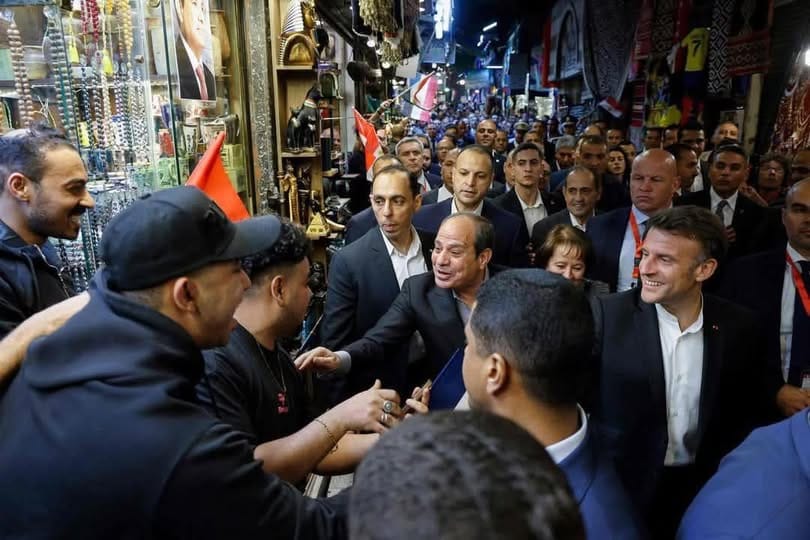 الرئيس السيسي ونظيره إيمانويل ماكرون