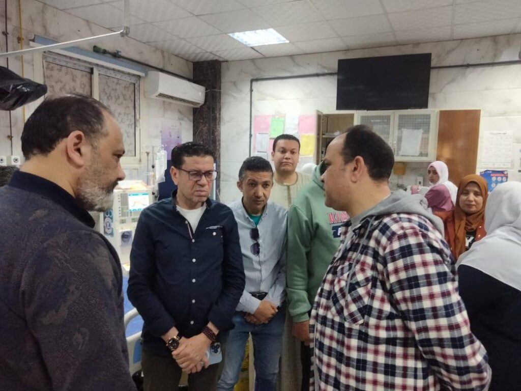 زيارة وفد الحزب الى مستشفى سنورس
