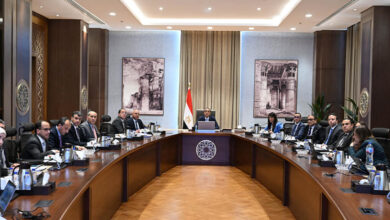 اجتماع رئيس الوزراء لبحث خفض الدين