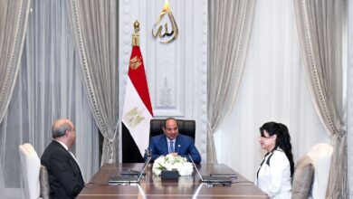 اجتماع الرئيس السيسي ووزير الطيران المدني