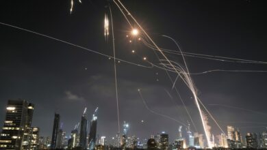 إيران