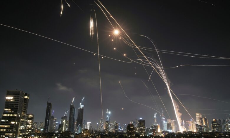 إيران