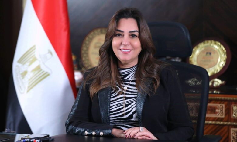 منال عوض