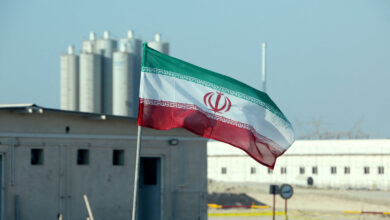 إيران
