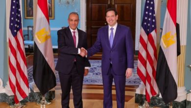 لقاء وزير الخارجية ونظيره الأمريكي