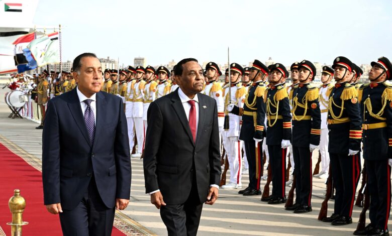 رئيس وزراء المصري ونظيره السوداني