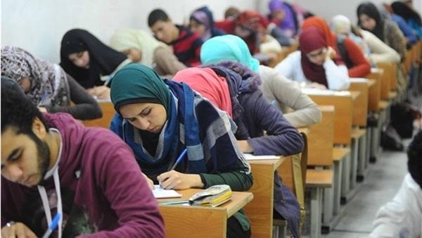 امتحانات نصف العام