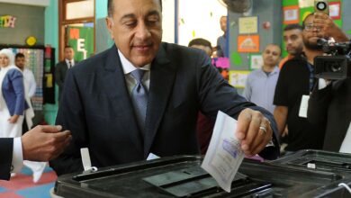 مدبولي يدلي بصوته في انتخابات مجلس النواب