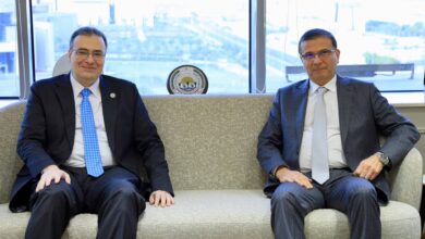 التعاقد مع أكثر من 4500 طبيب بيطري