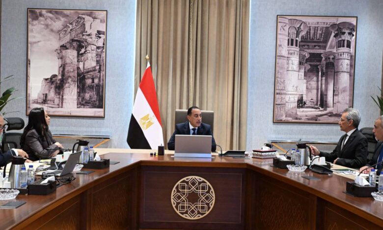 مدبولي يتابع الانتهاء من قوانين الأسرة
