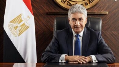 وزير السياحة والآثار شريف فتحي